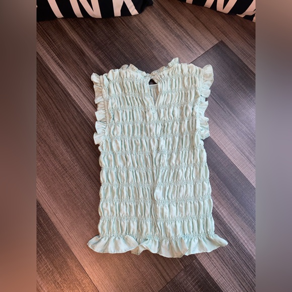 Express green  Ruched Ruffled Blouse - Picture 3 of 8